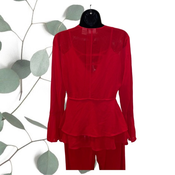 Red 3-piece pants outfit! - Picture 4 of 6